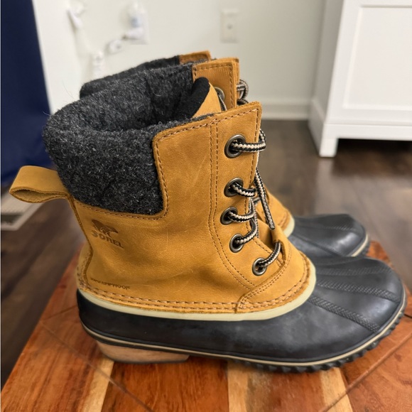 Sorel Slimpack II Lace Duck Boot Size 8.5 - Picture 3 of 8